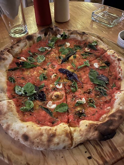 Pizza marinara  at Cervecería Naufragio in San Cristobal De Las Casas