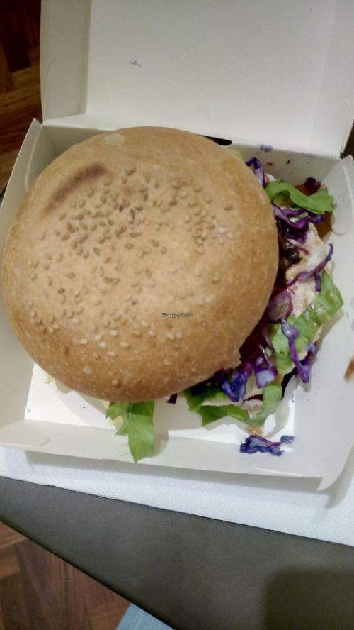 "New Rant" Burger at Van Ver Burger Garibaldi in Turin