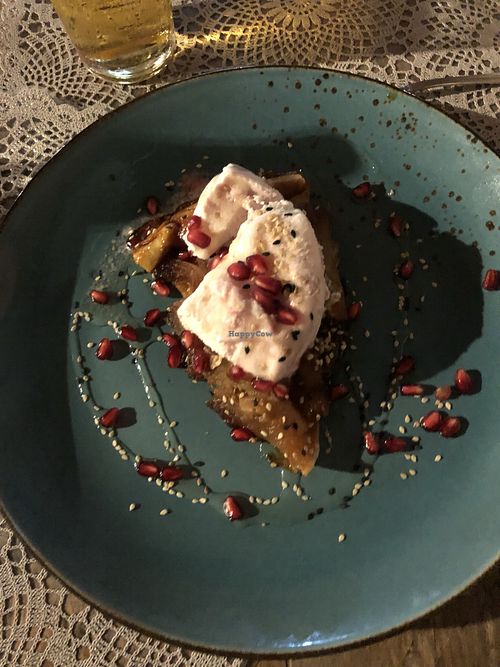 Tarte Tatum at Moon in Siracusa