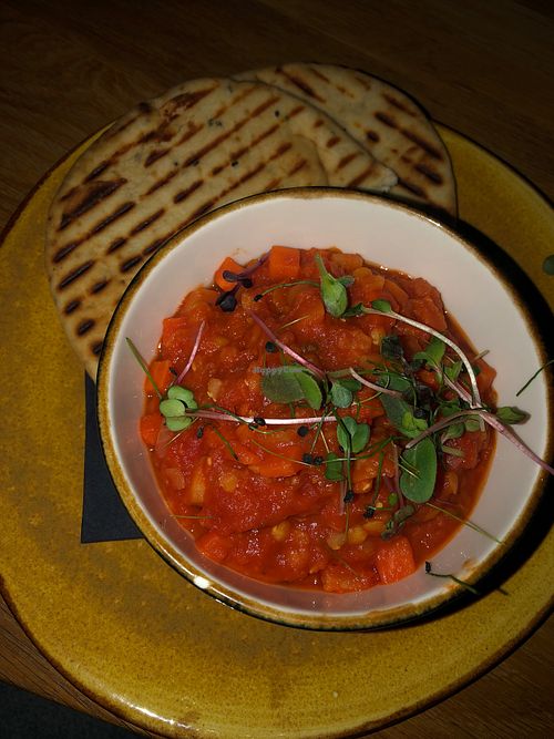 Vegan stew with naan at Grand Café De Doelen in Friesland