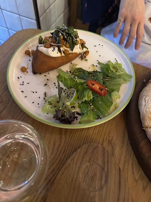 Sweet potato with chickpeas   at Cynics in Moscow