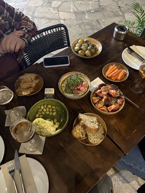 vegan tapas table  at Sa Placeta in Illes Balears