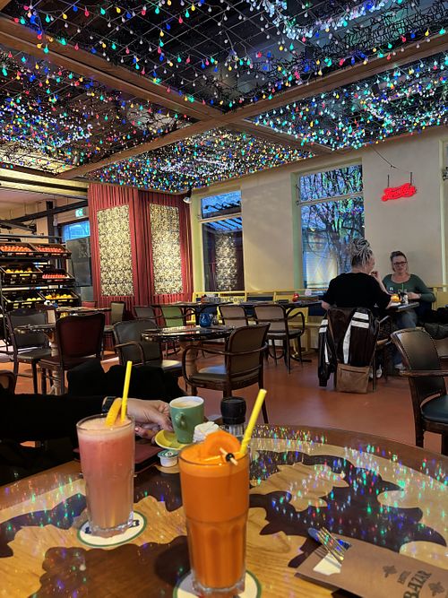 Zo leuk ingericht   at Restaurant Bazar in Zuid-holland