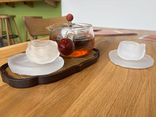 Black tea  at HULU - Authentisch Chinesische Küche in Darmstadt