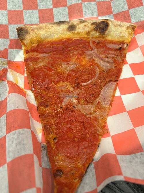 Vegan tomato   at Upside Pizza in New York