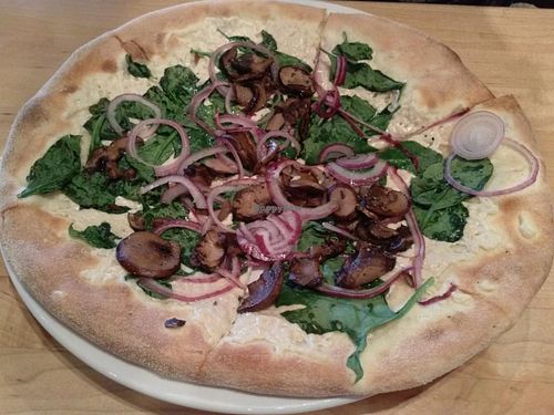 veggie pizza with daiya at Sammy's Woodfired Pizza and Grill in Palm Desert