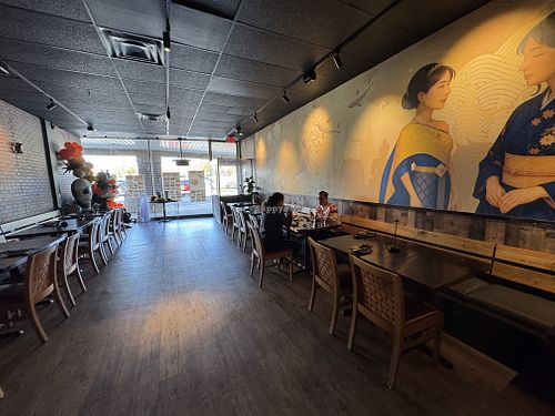 Many vegan options and good seating  at Sushi Plus Thai by Sensei in Palatine