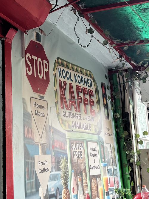 Outside the shop. Proudly serving vegan items   at Kool Korner Kaffe in Rajasthan