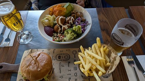 Vegan burgers at The Hunger Kayseri in Melikgazi