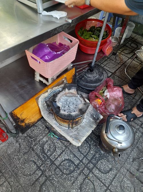 Kitchen area on the street at Bánh khọt chay cụ Be in Thành Phố Hồ Chí Minh