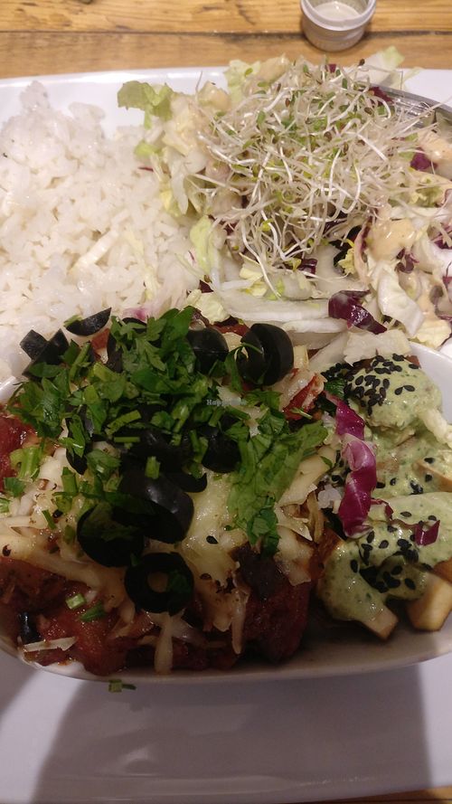 🍆 rice and salad at Vege Miasto in Warsaw