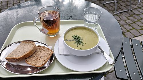 Pea cream soup at Museum Rietberg in Zürich