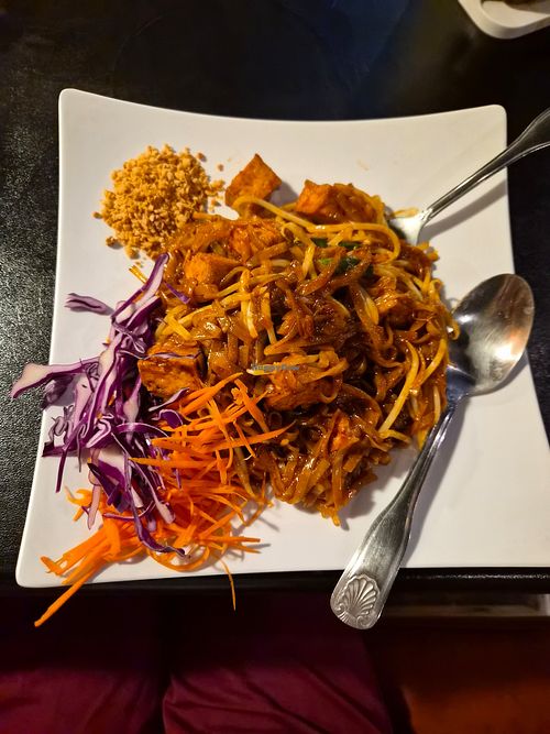 Tofu pad Thai, no egg, no fish sauce at Chao Praya Thai Food in Bullhead City