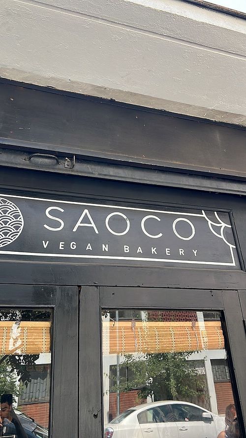  Por fuera   at Saoco Vegan Bakery in Región Metropolitana