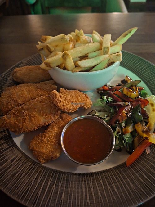 Vegan tenders and chips at The Mill Bar & Restaurant in Connecticut