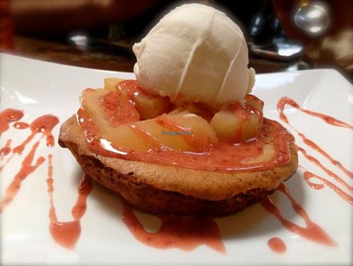 pear apple puddin with vegan coconut ice cream  at GustOrganics in New York City