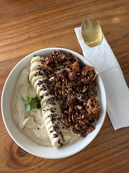 Vegan peanut butter smoothiebowl  at Honey, in Kabupaten Badung