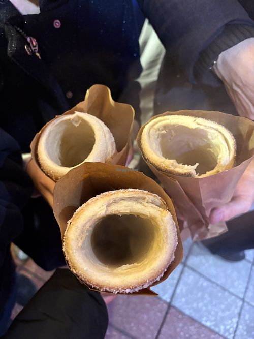 Baumstriezel   at Wintermarkt Flughafen München in Freising