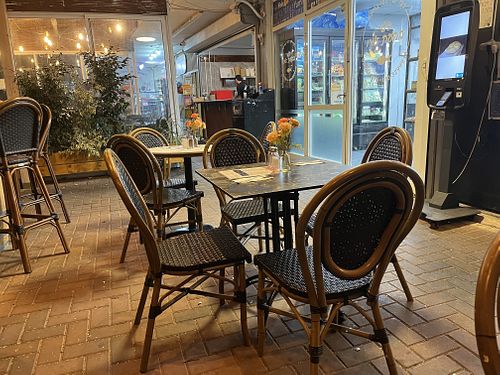 Outdoor seating   at Pasta Via - Kiryat Ono in Kiryat Ono