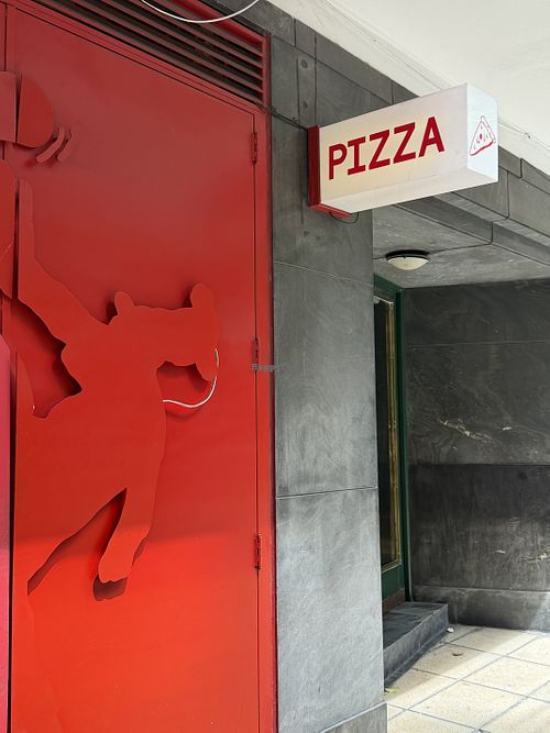   at Pizza Data in Buenos Aires