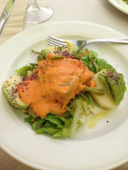 Potatoe, avocado, green bean salad at L'Union in Leon