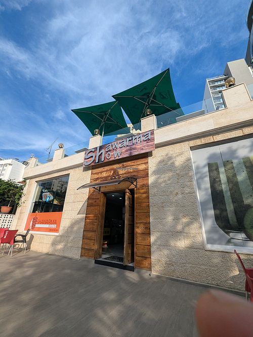 Outside at Shawarma Show in Maputo