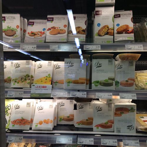 vegan frozen food at NaturaSi in Catania