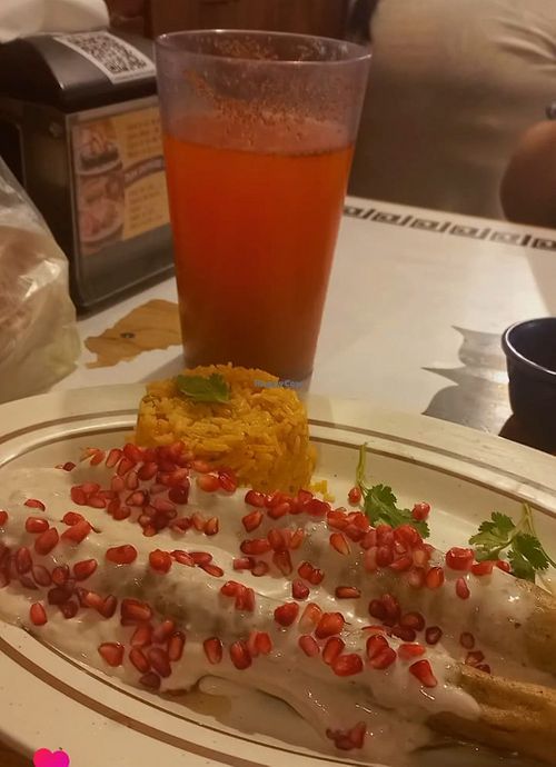 ¡Flautas en Nogada!
De la temporada del chile en nogada 😄
PD: Las pedí de picadillo veggie (no las del relleno de chile en nogada), y pedí que les pusieran la nogada y granad at Flautlán in Puebla