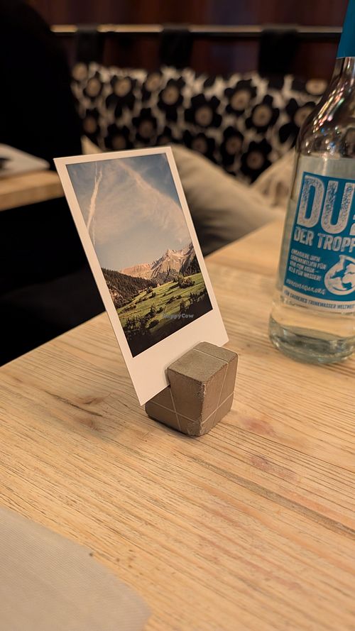 Little picture you get with the dish at KITCHENS Restaurant & Bar in Hamburg