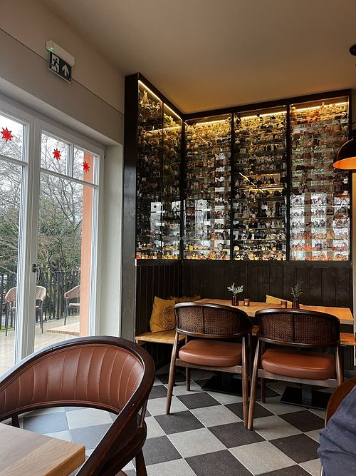 Sehr gemütlich und einladend.   at Rotes Emu in Baden-württemberg