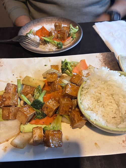 Tofu teriyaki   at Izumi Sushi and Asian Fusion in Manitowoc