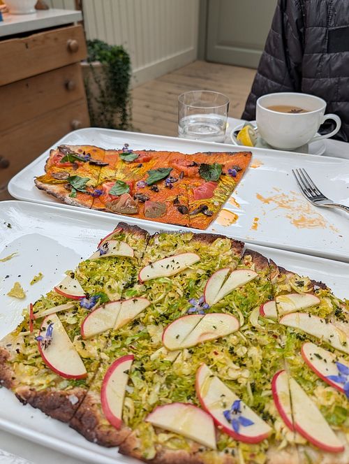 Squash blossom flatbread and brussel sprouts flatbread, vegan option at Clementine Yountville in Yountville