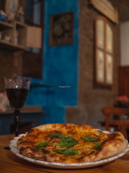 Pizza at La Tàvola Veg Pizza, wine, antiques Quito  in Quito