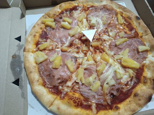 Vegan hawaiian pizza at Pizza Galileo Trnava in Trnava
