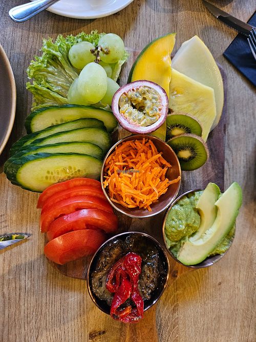 Vegan breakfast plate at LUB's coffee & more in Bremen