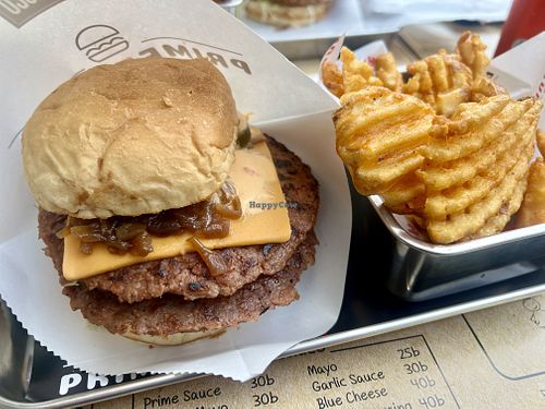 "San Francisco" - vegan burger with vegan cheese!  at Prime Burger Central Krabi in กระบี่