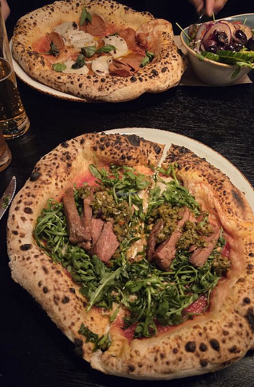 Vegan salami and beef chimichurri at 60 seconds to napoli Zürich in Zürich