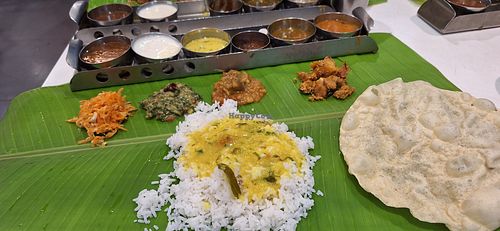 Unlimited veg thali at Sri Sabari Veg Restaurant in Tamil Nadu