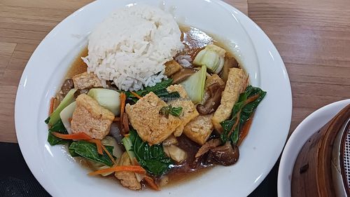 Tofu main course at Xiao Yu Te y Tapas in Alicante