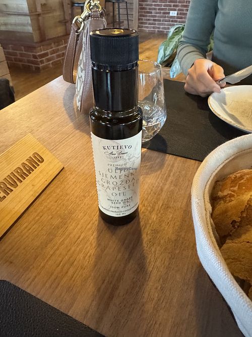 Olive  at Restoran Slavonska kuća Vinkomir in Kutjevo