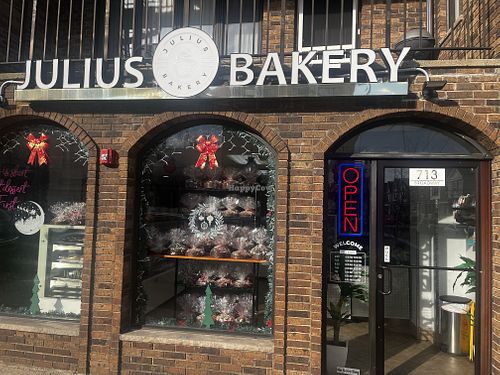 Shop front  at Julius Bakery in Bayonne
