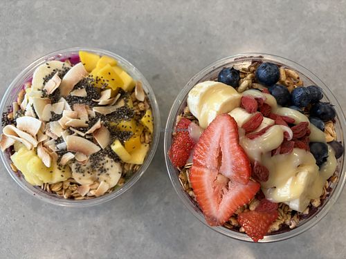 Palm blend and custom bowl  at Palmetto Superfoods - Santana Row in San Jose