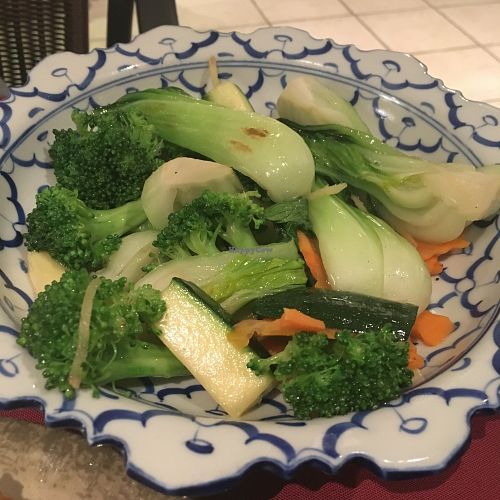 Légumes variés sautés at Yuan in Montreal