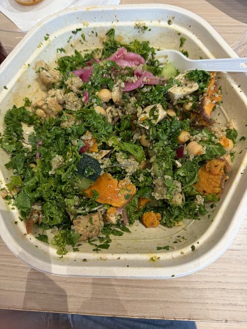 Custom salad  at Sweetgreen in New York City