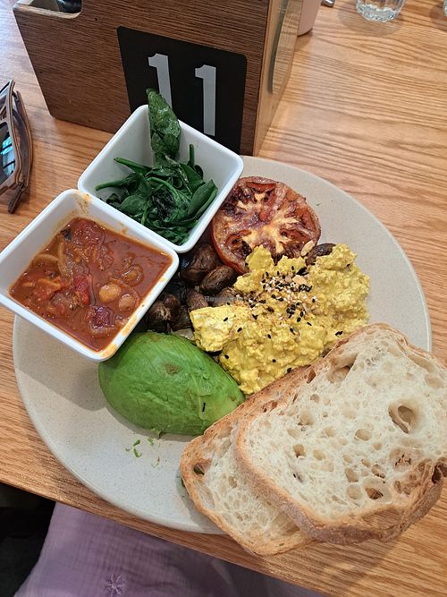 Vegan big breakfast at Koorak Kings Park in Kings Park
