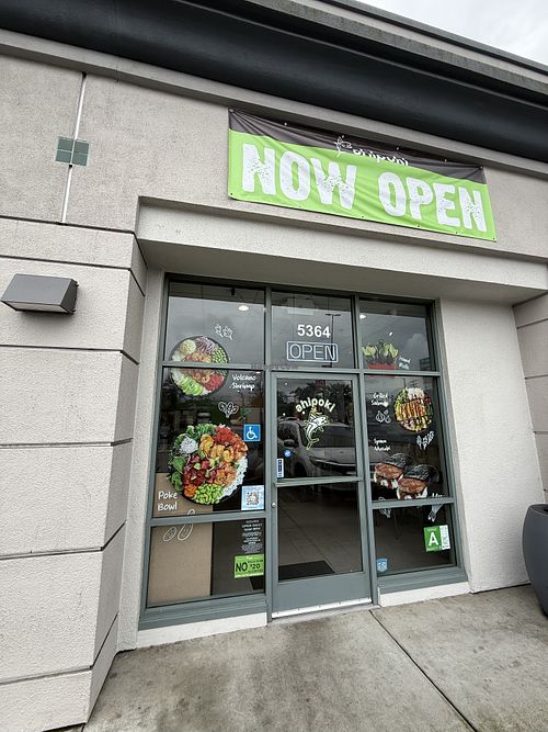 Entrance   at Ahipoki in Hawthorne