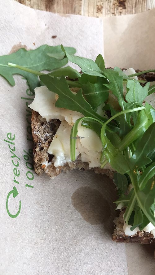 Vegan Brie! OMG! at Vegabond - Leliegracht in Amsterdam