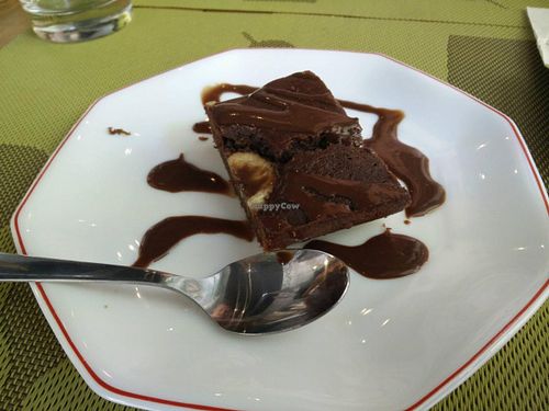 Brownie for dessert at Tiyoweh La Quietud in Madrid