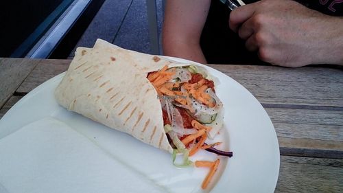 yummy vegan wrap at Die FETTE BEETE in Krefeld