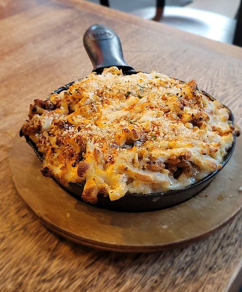 Vegan Jerk Chik'n Mac & Cheese at Aisha's Plant-Based Eatery in Miami